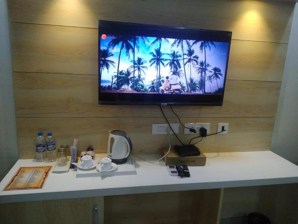Hotel Ss Grand Lucknow Dış mekan fotoğraf