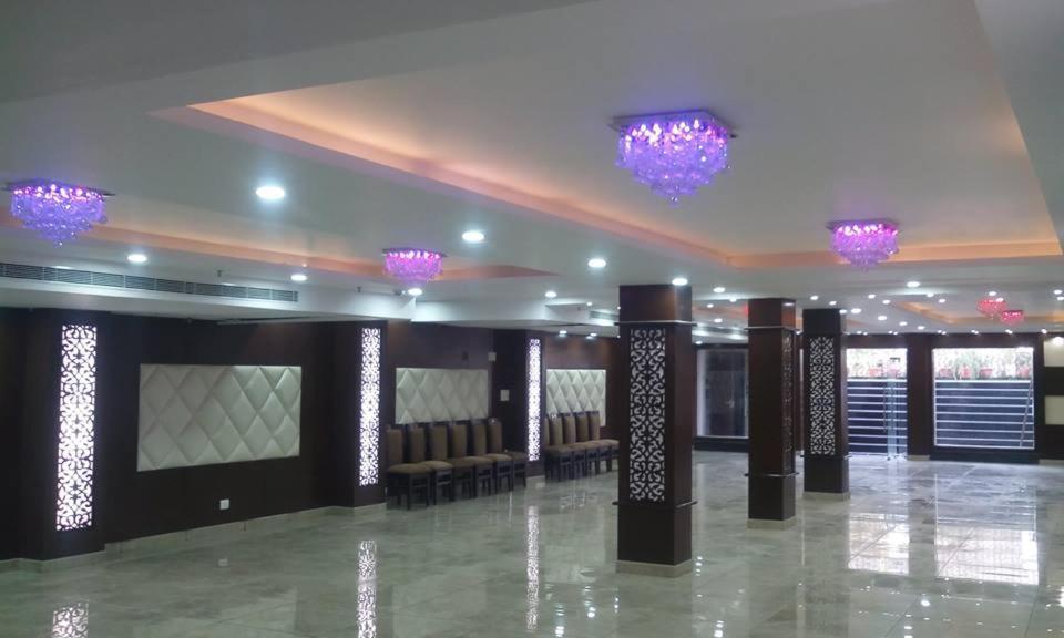 Hotel Ss Grand Lucknow Dış mekan fotoğraf