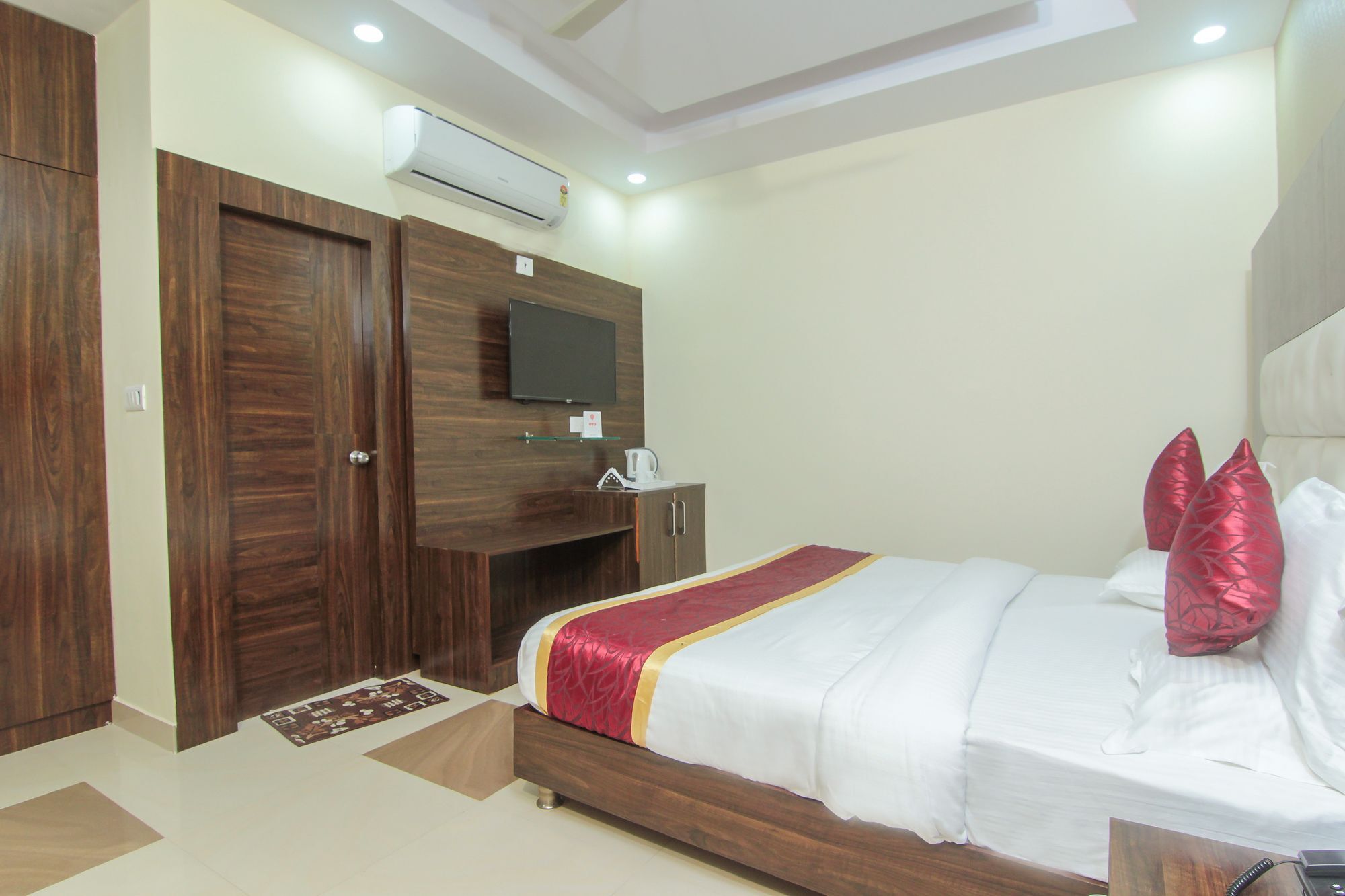 Hotel Ss Grand Lucknow Dış mekan fotoğraf