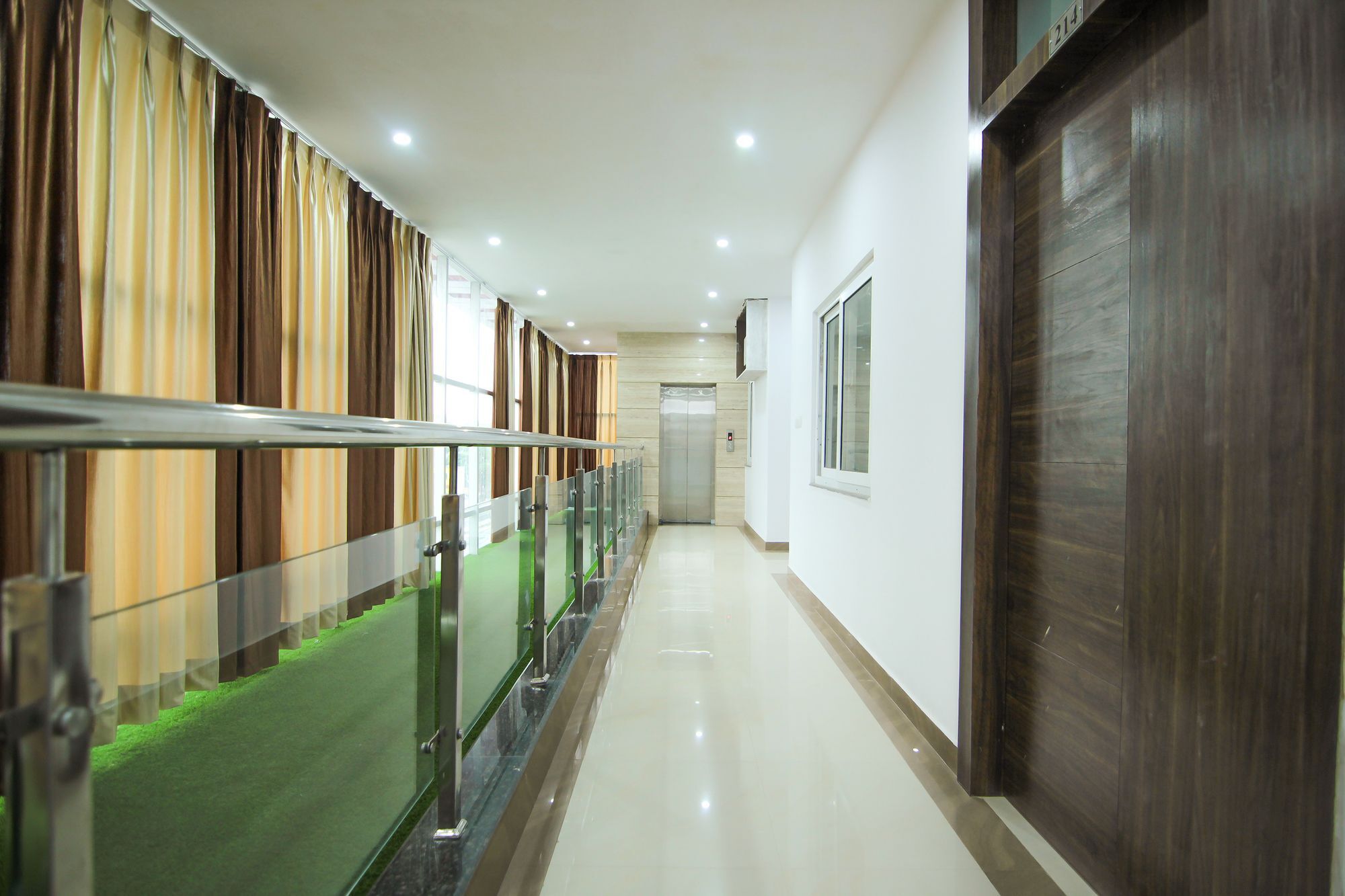 Hotel Ss Grand Lucknow Dış mekan fotoğraf